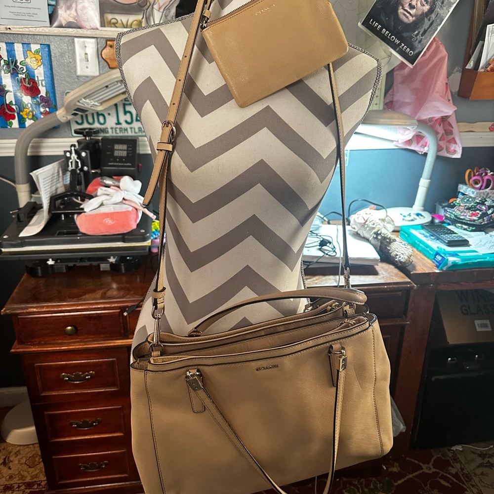 Authentic Coach bag light tan with wristlet and dust bag